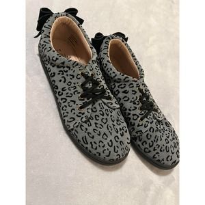 Monkey Feet Grey Suede Leather Leopard Print Slip On Shoes 6-7 yrs